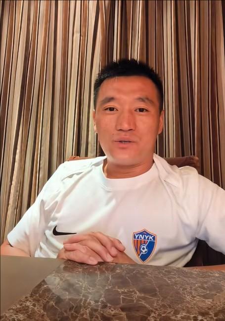 唐淼告别成都蓉城：在这片绿茵场留下了幸福的足迹，期待留下美好的口碑