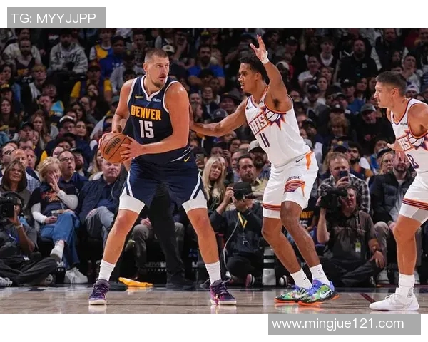 小手一抖,助攻到手!约基奇抢断速推反击 直塞沃特森轻松暴扣! 小手一抖,助攻到手!约基奇抢断速推反击 直塞沃特森轻松暴扣!